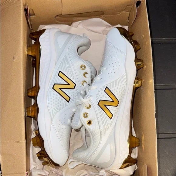 New Balance White and Gold Cleats - Picture 1 of 11